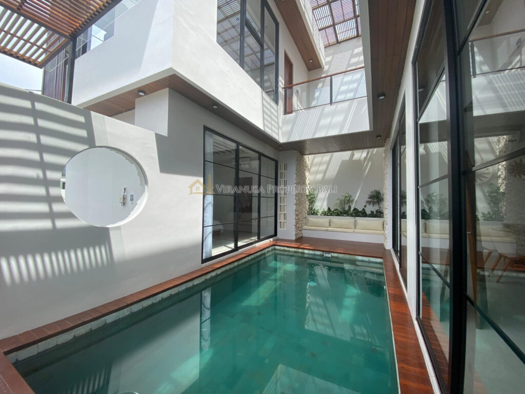 🏡 Brand-New Modern Tropical Villa in Pererenan – Ready to Move In