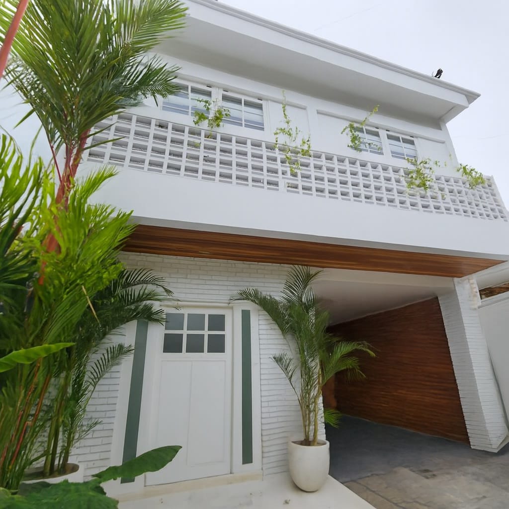 🏡 Fully Furnished Two-Storey Villa in Sanur – Freehold