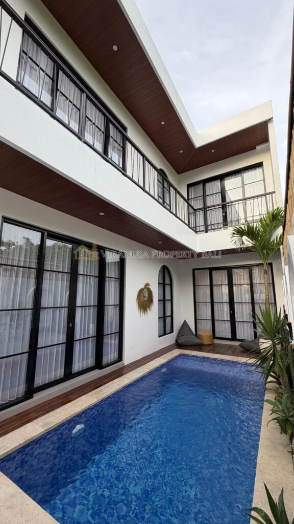 🏡 Modern Tropical 3-Bedroom Villa – Canggu