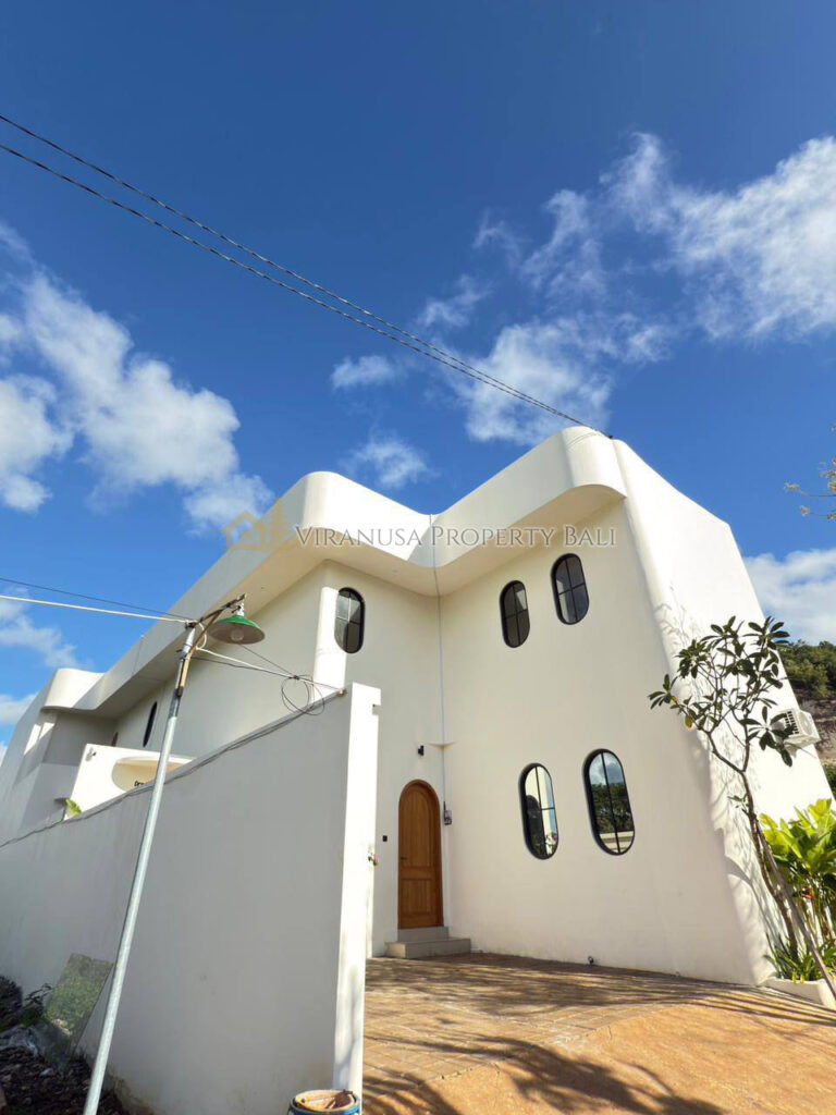 🏡 Modern Tropical 3-Bedroom Villa – Dreamland, Pecatu (Leasehold)