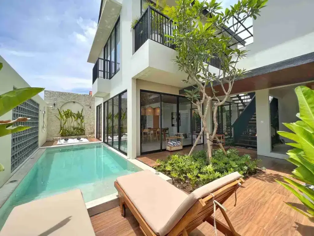 🏡 Modern 3-Bedroom Villa with Jacuzzi – Pecatu, Near the Beaches