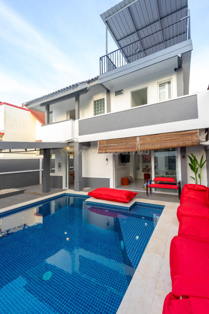 🏡 Luxury 5BR Private Compound in Pecatu Indah Resort – Ocean View Rooftop & Freehold