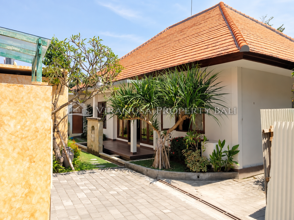🏡 3-Bedroom Villa with Generous Land and Tropical Garden in Canggu